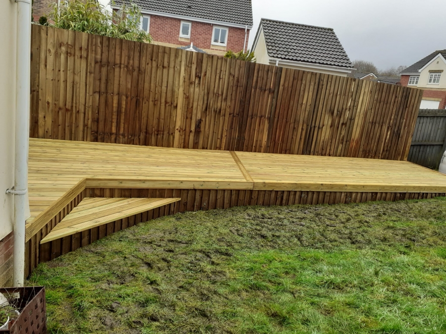 Decking in Pontardawe